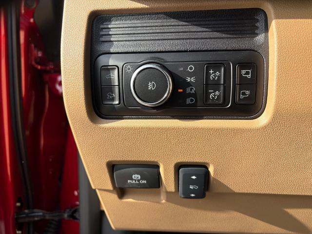 2025 Ford F-350 LARIAT