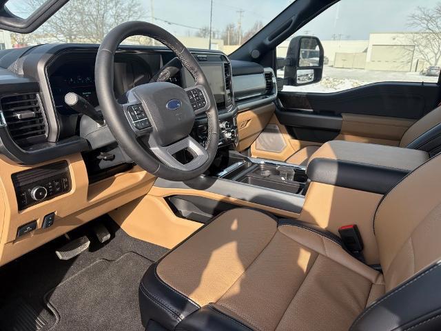 2025 Ford F-350 LARIAT