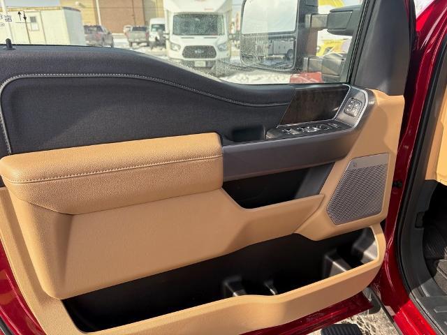 2025 Ford F-350 LARIAT