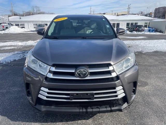 2017 Toyota Highlander LE