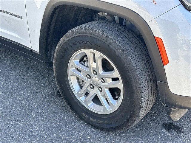 2023 Jeep Grand Cherokee Laredo 4x4 2023 Jeep Grand Cherokee Laredo 4x4