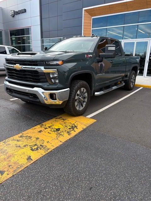 2025 Chevrolet Silverado 2500HD 4WD Crew Cab Standard Bed LT