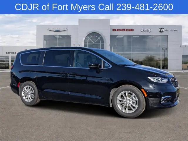 2026 Chrysler Pacifica Select for sale in Fort Myers, FL