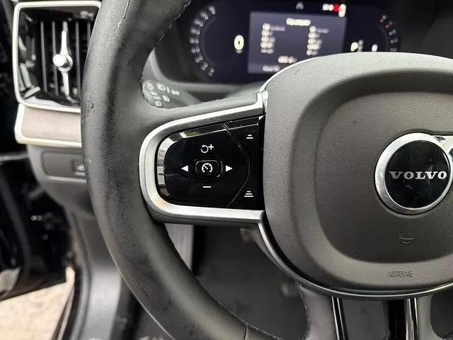 2026 Volvo XC90 Ultra Dark Theme, B6 AWD Gas (mild hybrid), Gasoline, 7 Seats