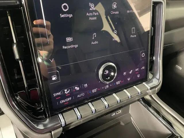 2026 GMC Yukon XL 4WD AT4