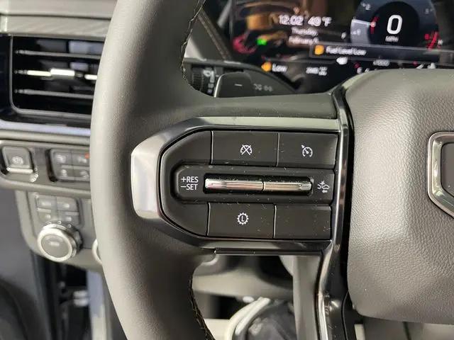 2026 GMC Yukon XL 4WD AT4
