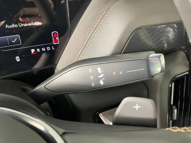 2026 GMC Yukon XL 4WD AT4