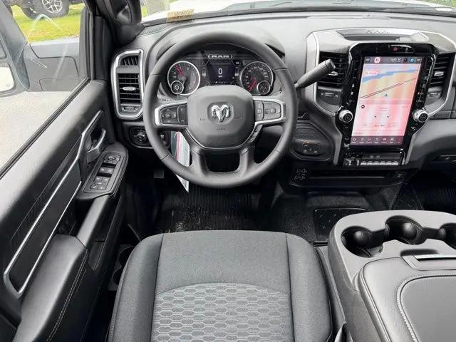 2026 Ram 3500 Tradesman/Big Horn