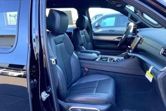 2026 Jeep Grand Wagoneer Limited Altitude 4x4