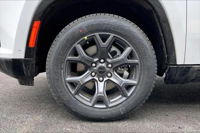 2026 Jeep Grand Wagoneer L Limited Altitude 4x4