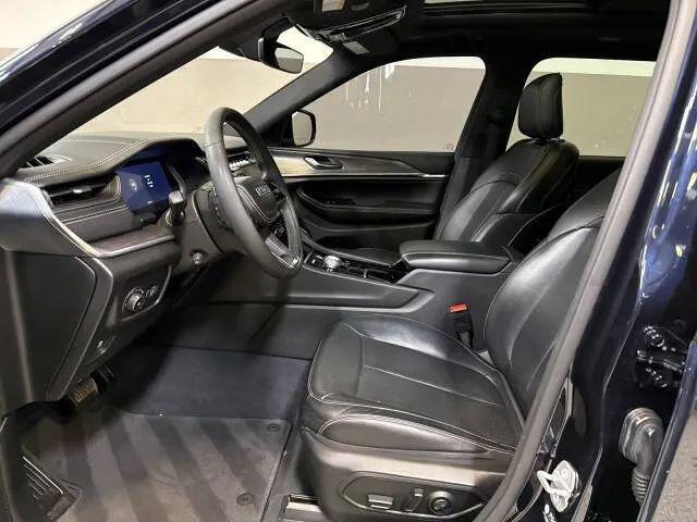 2023 Jeep Grand Cherokee L Overland 4x4