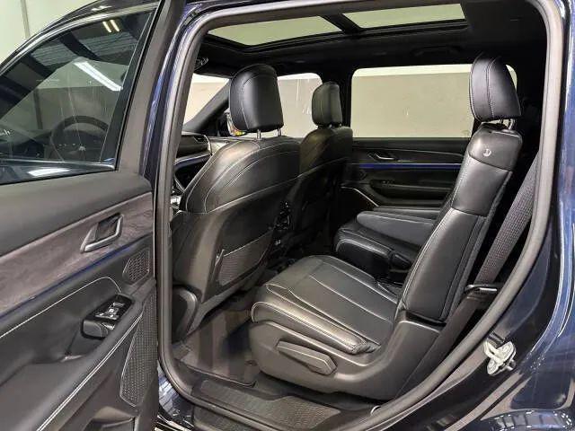 2023 Jeep Grand Cherokee L Overland 4x4
