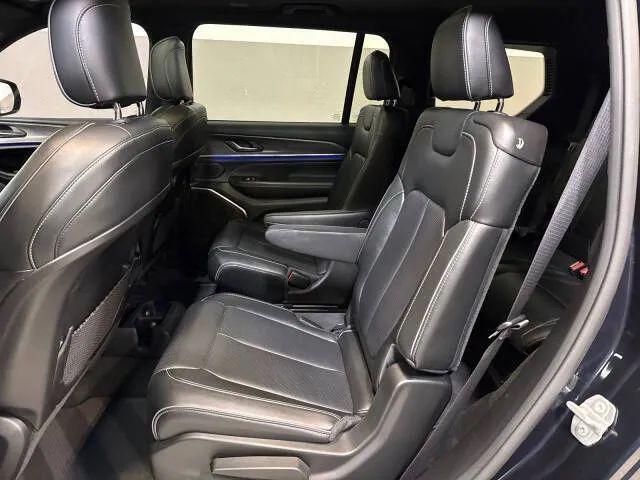 2023 Jeep Grand Cherokee L Overland 4x4