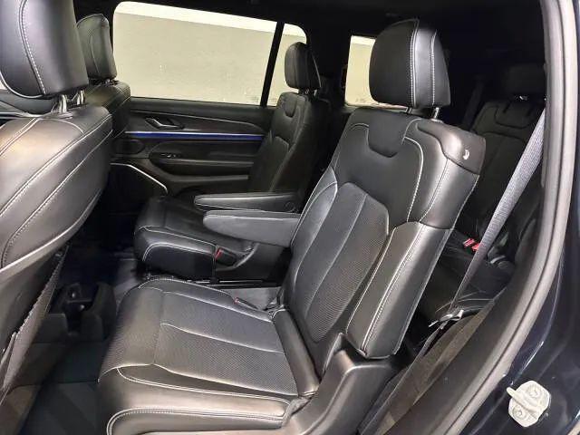2023 Jeep Grand Cherokee L Overland 4x4