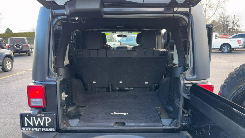 2016 Jeep Wrangler Unlimited Sport