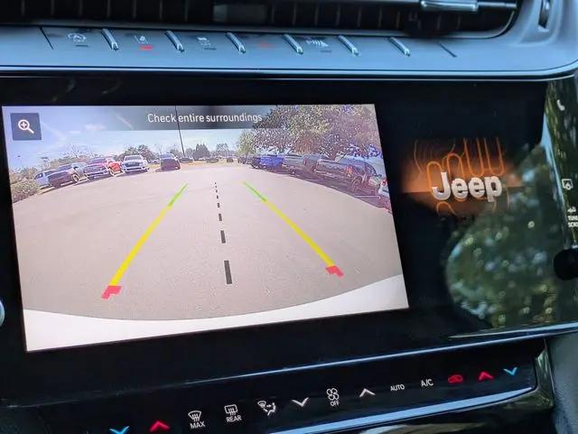 2026 Jeep Grand Cherokee Altitude 4x4