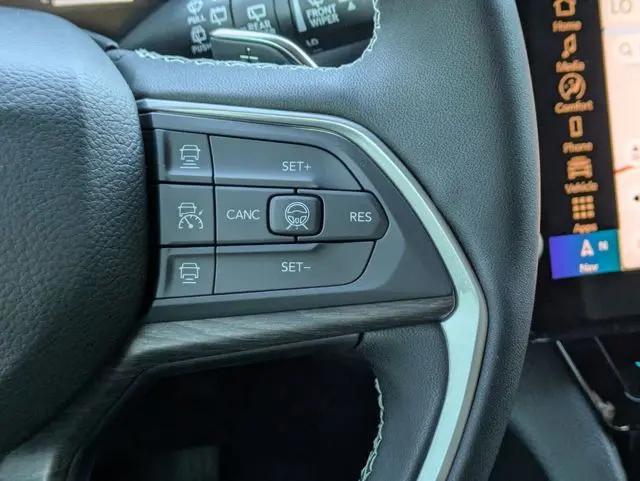 2026 Jeep Grand Cherokee Altitude 4x4