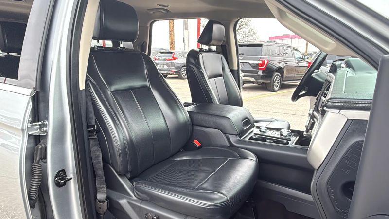 2023 Ford Expedition XLT MAX