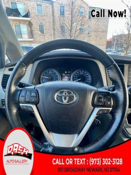 2018 Toyota Sienna XLE Premium 7 Passenger