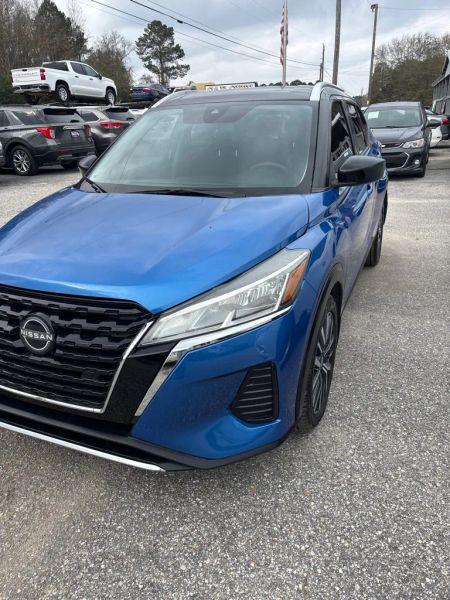 2022 Nissan Kicks SV Xtronic CVT