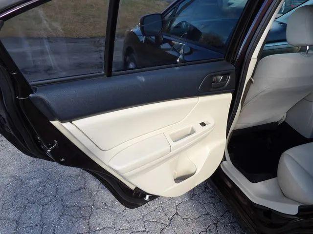 2012 Subaru Impreza 2.0i