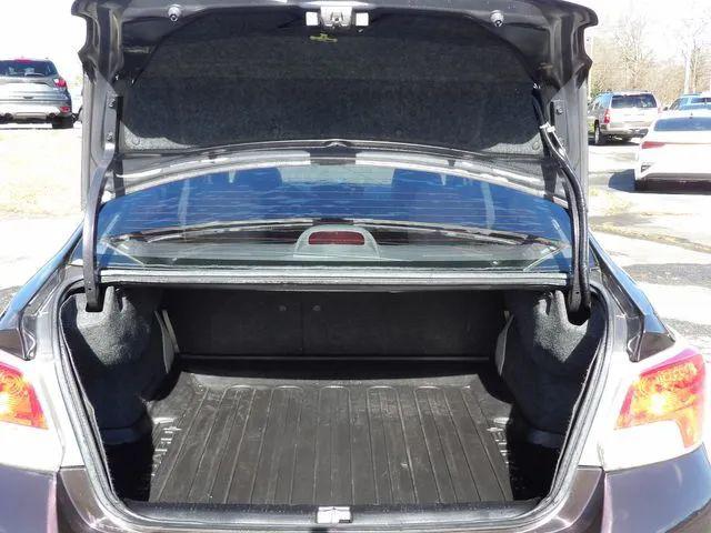 2012 Subaru Impreza 2.0i