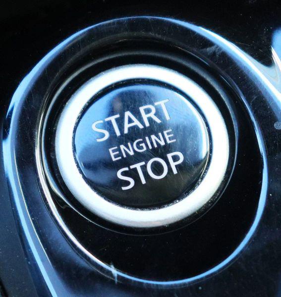 2022 Nissan Versa 1.6 SR Xtronic CVT