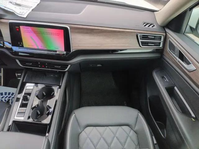 2026 Volkswagen Atlas SEL Premium R-Line