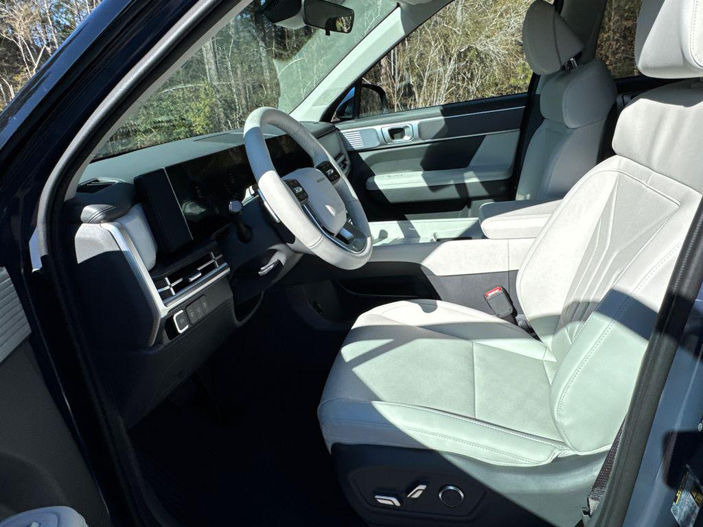 New 2026 Blue HYUNDAI SEL image 9