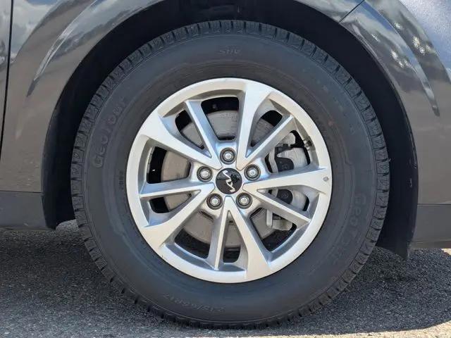 2024 Kia Carnival MPV LX Seat Package