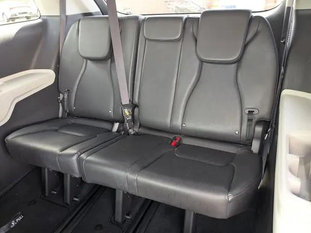 2024 Kia Carnival MPV LX Seat Package
