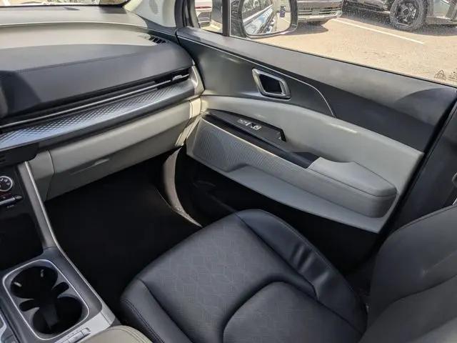 2024 Kia Carnival MPV LX Seat Package
