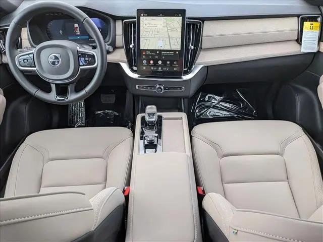 2026 Volvo XC90 Plus, B5 AWD Gas (mild hybrid), Gasoline, Bright, 7 Seats
