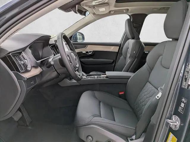 2026 Volvo XC90 Core, B5 AWD Gas (mild hybrid), Gasoline, Bright, 7 Seats