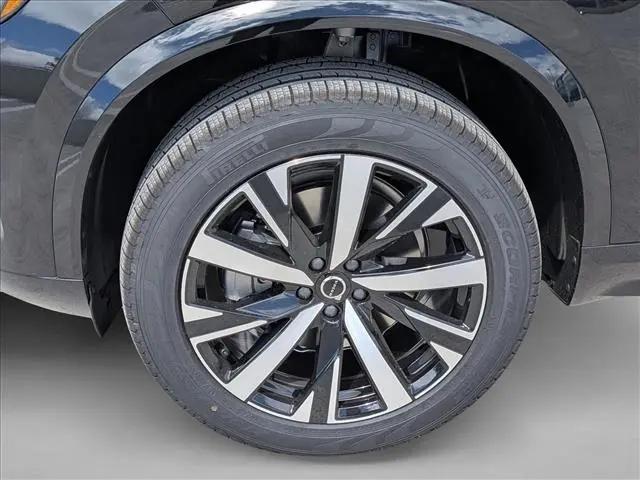 2026 Volvo XC90 Core, B5 AWD Gas (mild hybrid), Gasoline, Bright, 7 Seats
