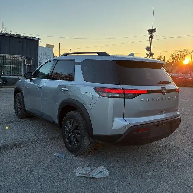 2024 Nissan Pathfinder SV FWD