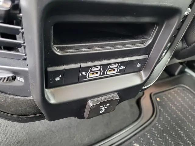 2022 Ram 1500 Limited Crew Cab 4x2 5'7" Box