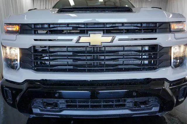 2026 Chevrolet Silverado 2500HD Crew Cab, Standard Bed, WT, 4WD