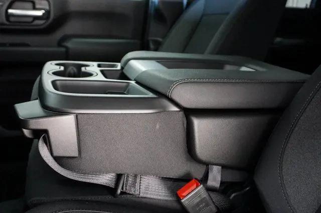 2026 Chevrolet Silverado 2500HD Crew Cab, Standard Bed, WT, 4WD