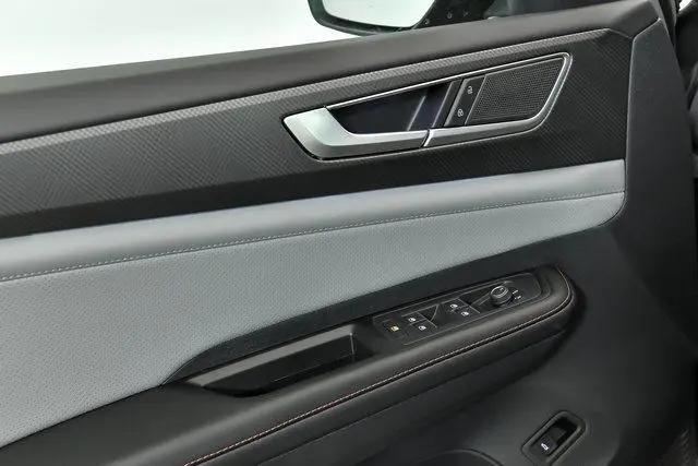 2026 Volkswagen Atlas Peak Edition