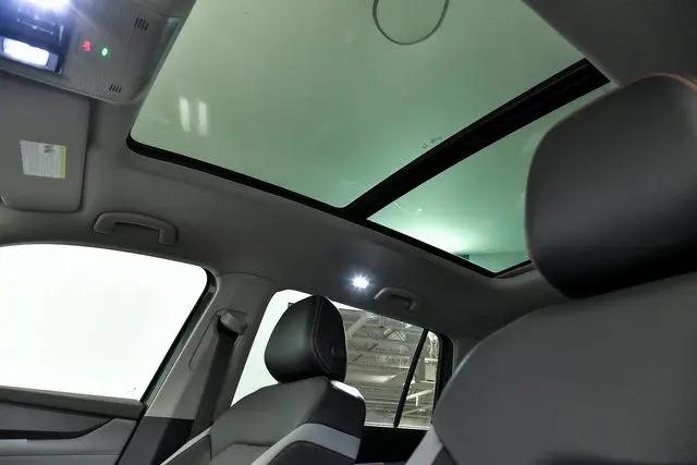 2026 Volkswagen Atlas Peak Edition