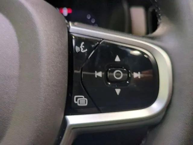 2026 Volvo XC90 Plug-In Hybrid Plus, T8 AWD, Electric/Gasoline, Bright, 7 Seats