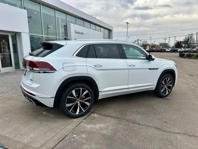 2026 Volkswagen Atlas Cross Sport SEL Premium R-Line