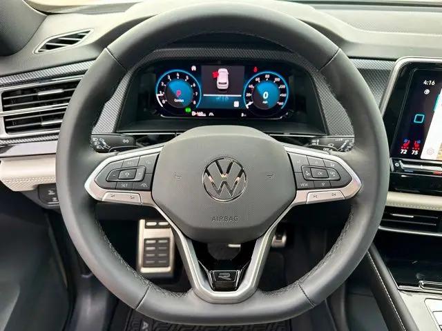 2026 Volkswagen Atlas Cross Sport SEL Premium R-Line