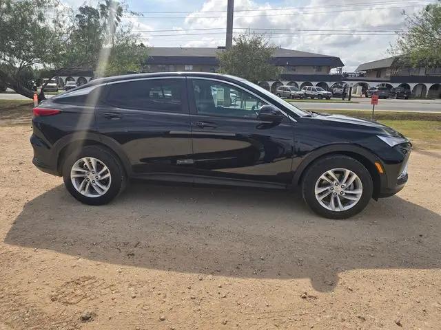 2026 Buick NV Preferred FWD