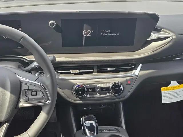 2026 Buick NV Preferred FWD