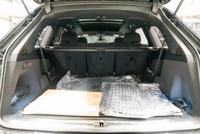 2026 Audi Q7 Premium Plus TFSI quattro tiptronic