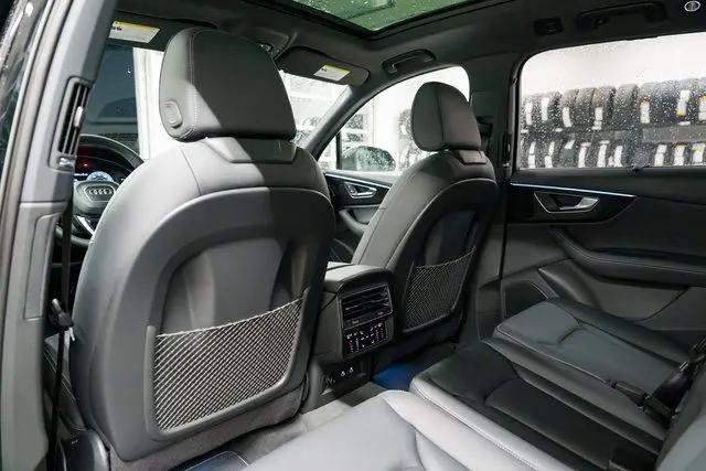 2026 Audi Q7 Premium Plus TFSI quattro tiptronic