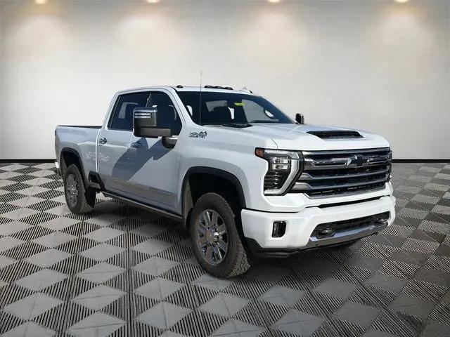2026 Chevrolet Silverado 2500HD Crew Cab, Standard Bed, High Country, 4WD
