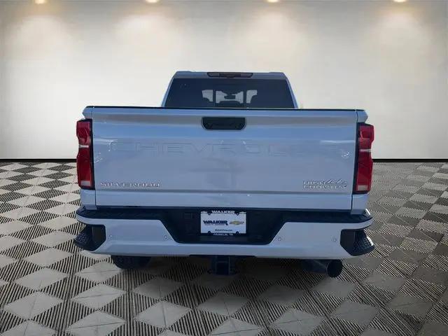 2026 Chevrolet Silverado 2500HD Crew Cab, Standard Bed, High Country, 4WD